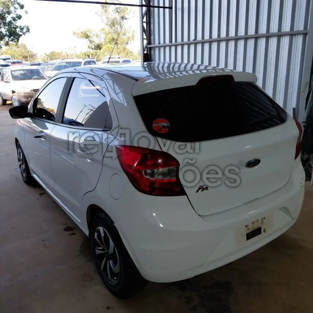 LOTE 013 - FORD KA SE 1.0 HA B - ANO 2016/2017 - COMPLETO - SICREDI CAMINHO DAS AGUAS - DEPOSITADO EM SANTO ÂNGELO/RS