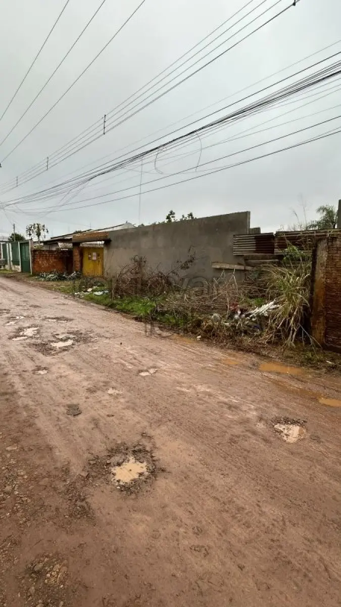 LOTE 001 - TERRENO URBANO C / 650 M² - URUGUAIANA / RS