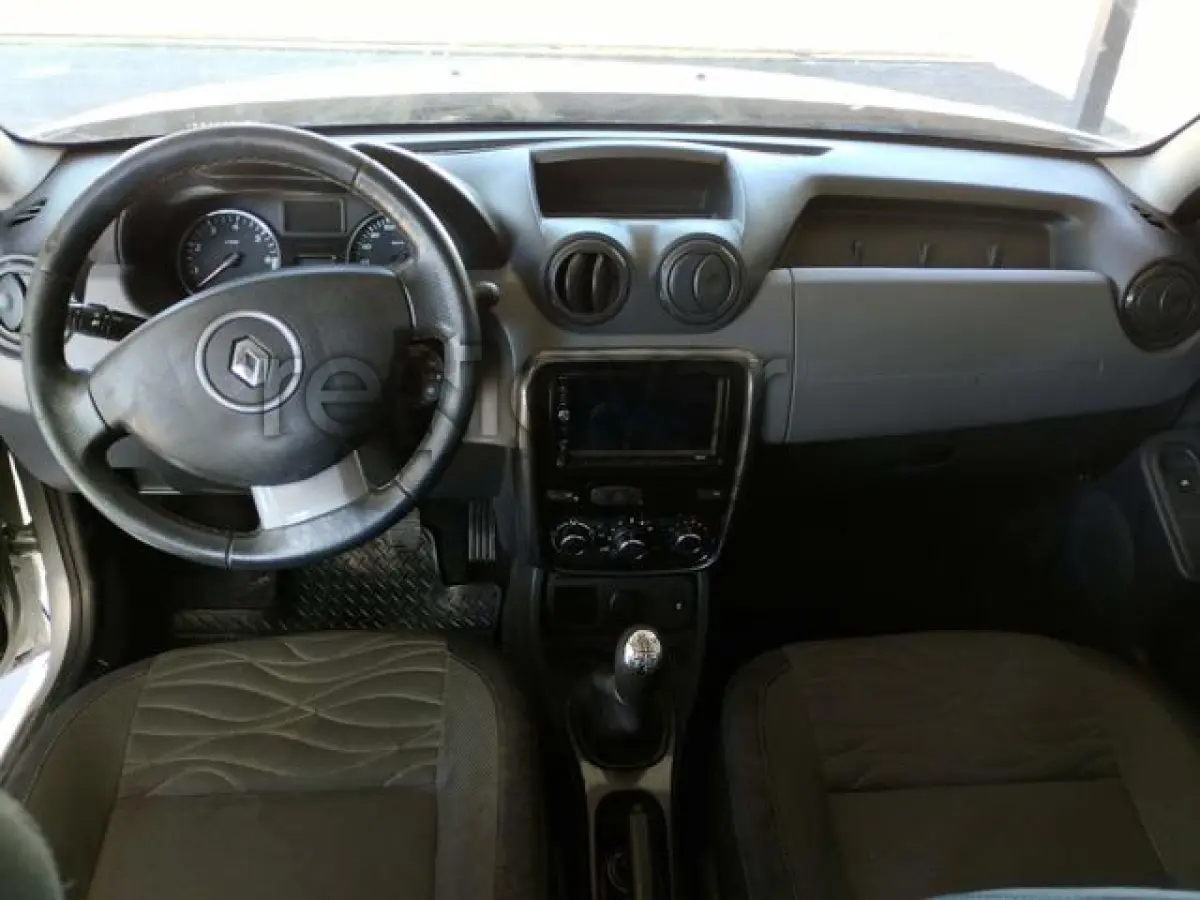 LOTE 006 - RENAULT/DUSTER - 2012/2013 - COMPLETO - SICREDI INTERESTADOS - DEPOSITADO NO RIO DE JANEIRO