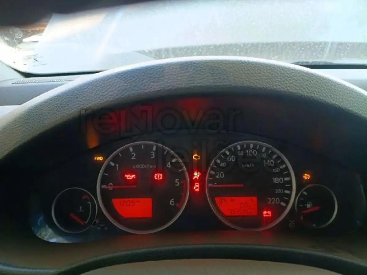 LOTE 010 - NISSAN FRONTIER - ANO 2014/2014 - COMPLETO - SICREDI SEMENTES DO SUL - PASSAGEM POR LEILÃO - DEPOSITADO EM BETIM/MG