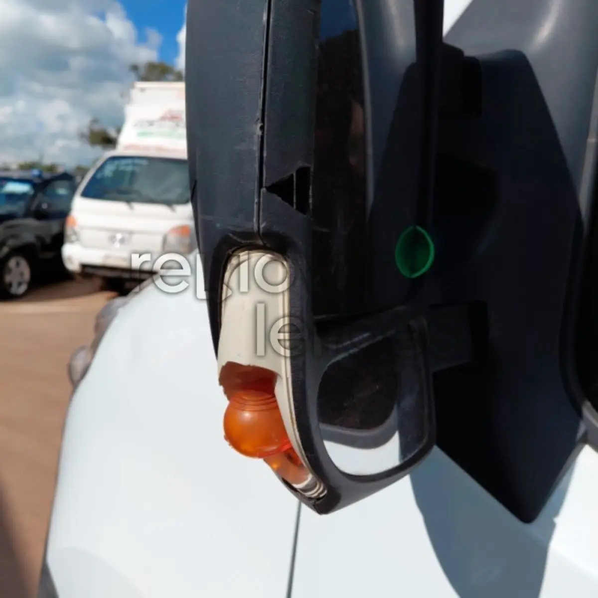 LOTE 069 - RENAULT MASTER - ANO 2015/2016 - COMPLETO - SICREDI RAIZES - DEPOSITADO EM SANTO ANGELO/RS