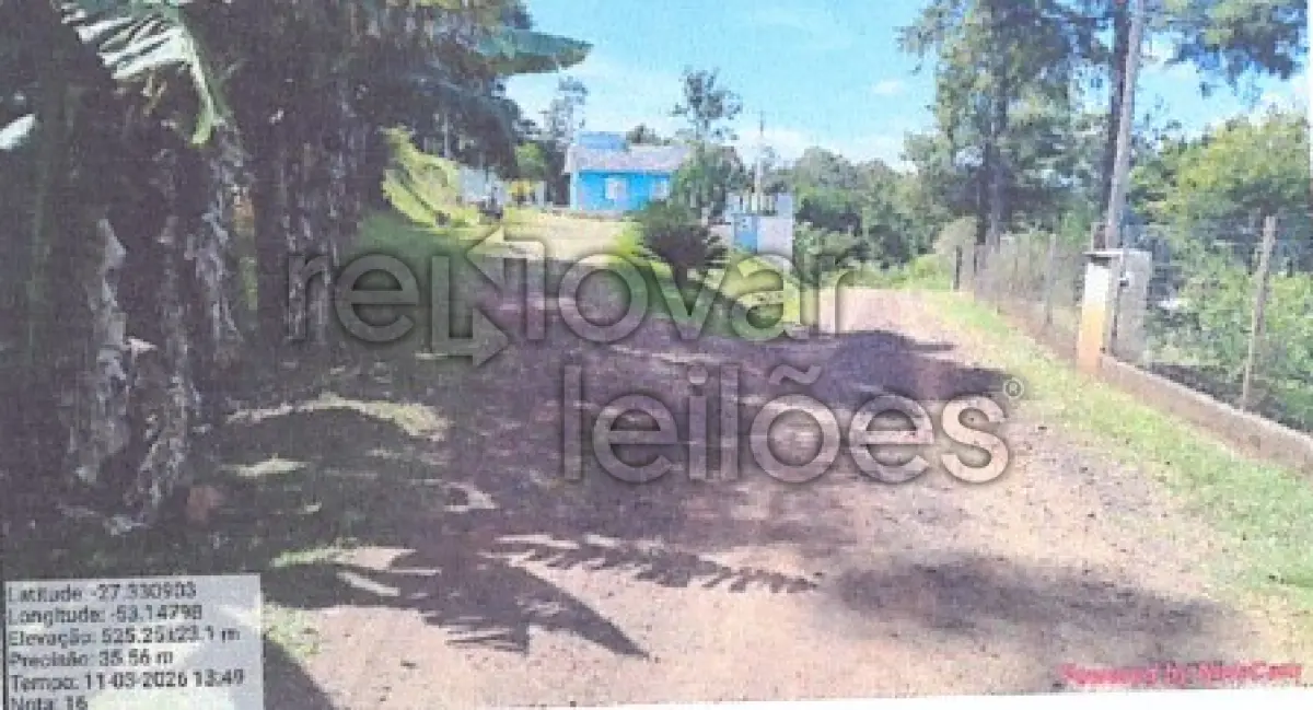 LOTE 001 - CASA C/ 56,00 M² + CASA C/ 80,00 M² + CASA C/ 60,00 M² - PLANALTO / RS