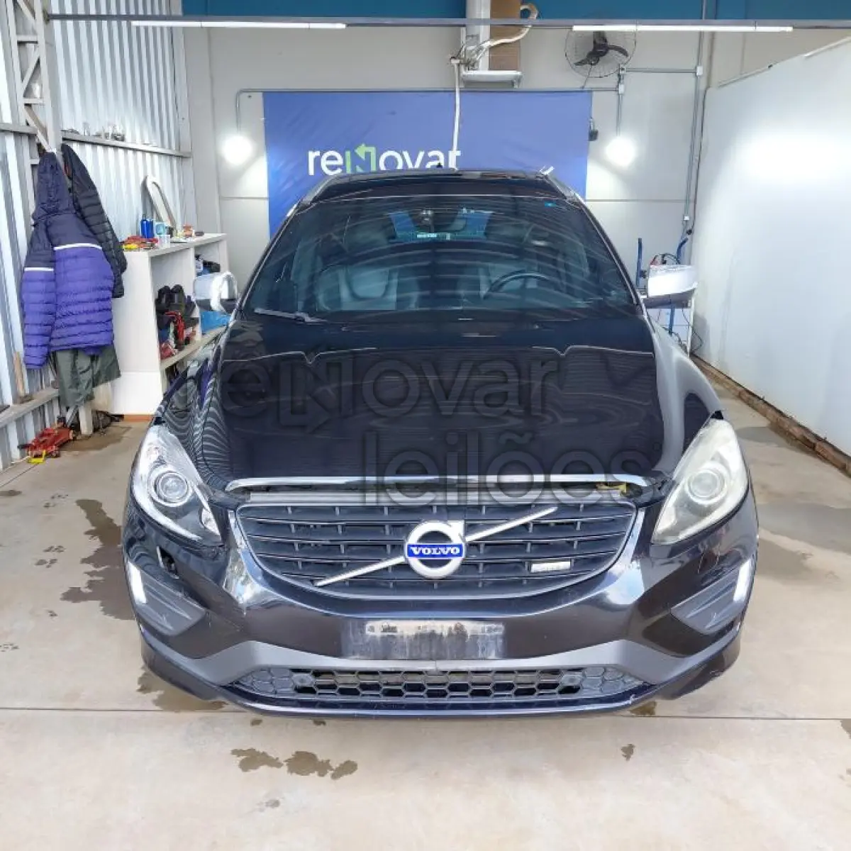 LOTE 032 - VOLVO XC60 - ANO 2014/2015 - COMPLETO - SICREDI ALIANÇA - DEPOSITADO EM SANTO ANGELO/RS