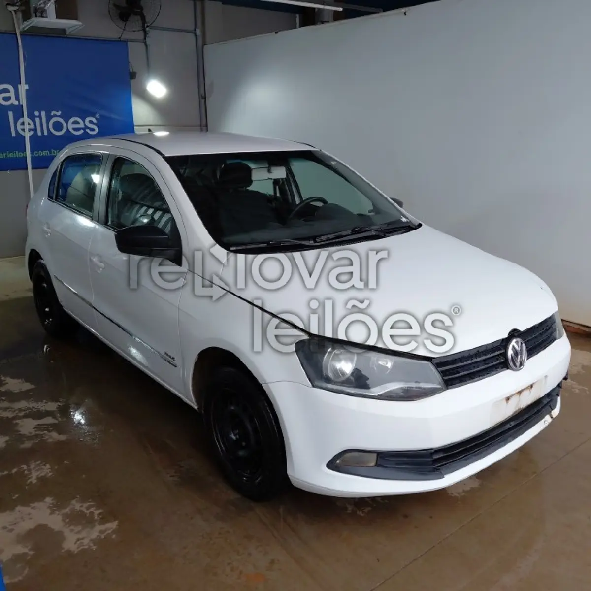 LOTE 018 - VW/GOL TRENDLINE 1.0 - ANO 2014/2015 - COMPLETO - SICREDI ALTOS DA SERRA - DEPOSITADO EM SANTO ANGELO/RS
