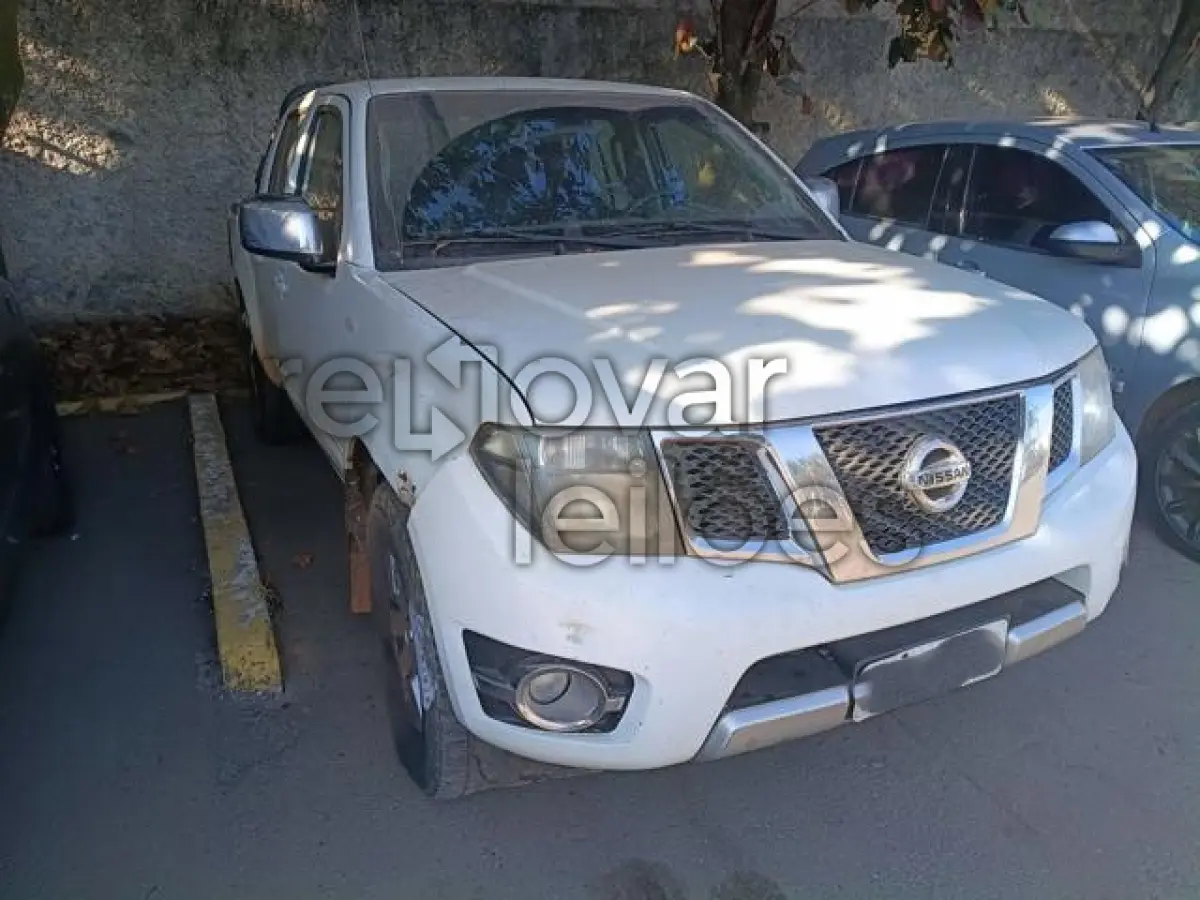 LOTE 010 - NISSAN FRONTIER - ANO 2014/2014 - COMPLETO - SICREDI SEMENTES DO SUL - PASSAGEM POR LEILÃO - DEPOSITADO EM BETIM/MG