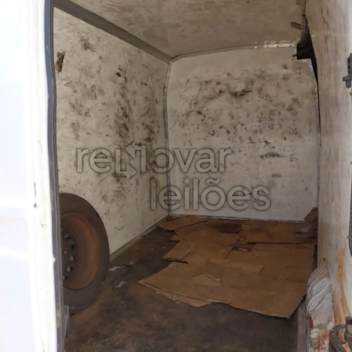 LOTE 069 - RENAULT MASTER - ANO 2015/2016 - COMPLETO - SICREDI RAIZES - DEPOSITADO EM SANTO ANGELO/RS