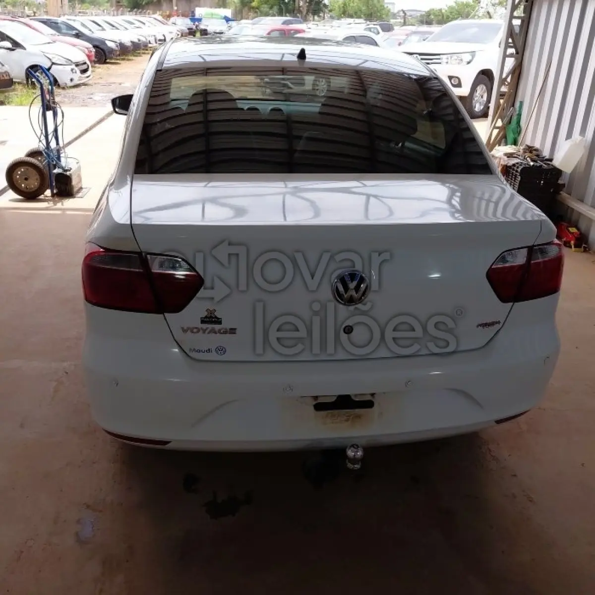 LOTE 010 - VOLKSWAGEN VOYAGE 1.0 - ANO 2012/2013 - COMPLETO - VIA CERTA - DEPOSITADO EM SANTO ANGELO/RS