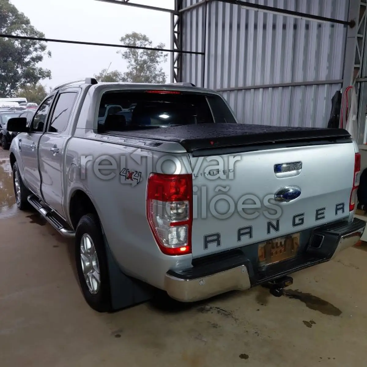 LOTE 015 - FORD RANGER LTD - ANO 2013/2014 - COMPLETO -  SICREDI CONFIANÇA - DEPOSITADO EM SANTO ANGELO/RS
