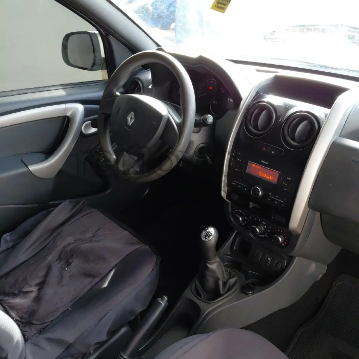 LOTE 025 - RENAULT DUSTER - ANO 2019/2020 - COMPLETO - SICREDI UNIÃO - DEPOSITADO EM SANTO ANGELO/RS