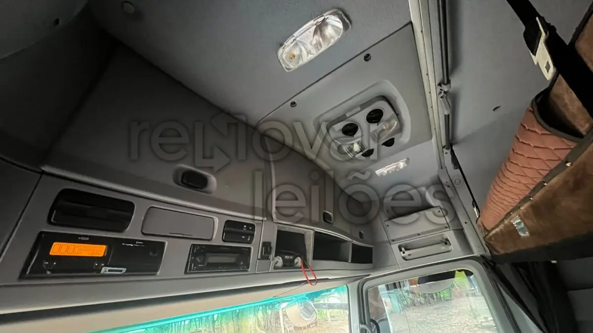 LOTE 005 - M. BENZ/ACTROS - ANO 2018/2018 - SICREDI CONFIANÇA - DEPOSITADO EM TRES DE MAIO/RS