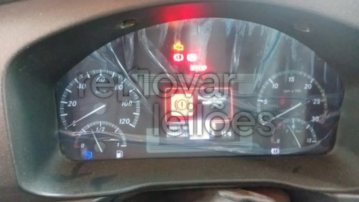 LOTE 035 - IVECO DAILY - ANO 2013/2013 - SICREDI PIONEIRA - DEPOSITADO EM NOVA PETROPOLIS/RS