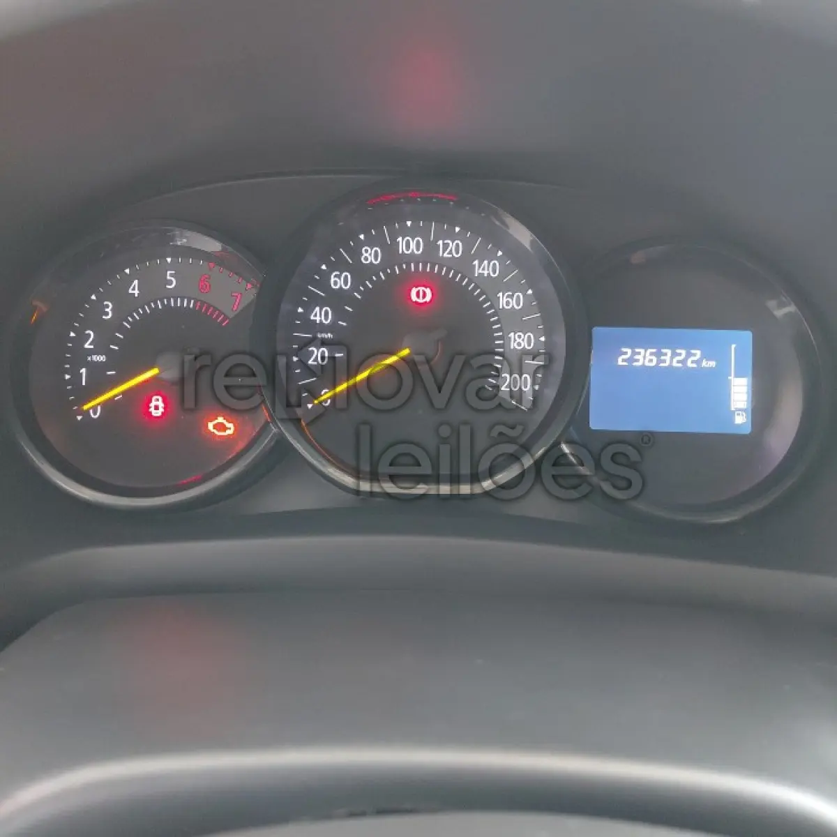 LOTE 007 - RENAULT LOGAN - ANO 2016/2017 - COMPLETO - SICREDI PIONEIRA - DEPOSITADO EM SANTO ANGELO/RS
