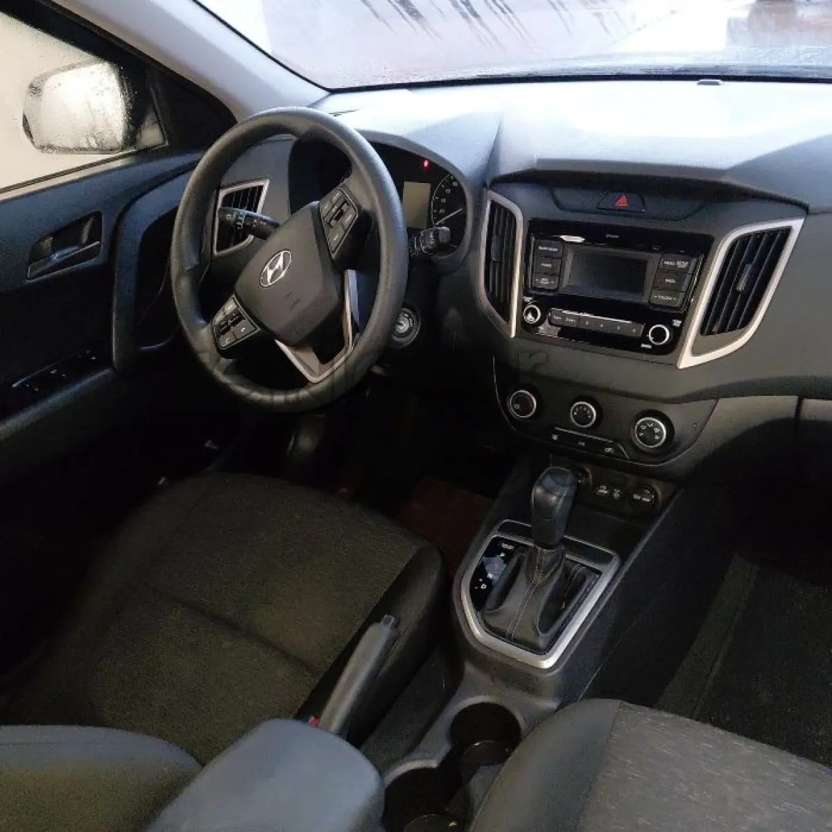 LOTE 002 - HYUNDAI CRETA - ANO 2024/2025 - COMPLETO - SICREDI ESSENCIA - DEPOSITADO EM SANTO ANGELO/RS