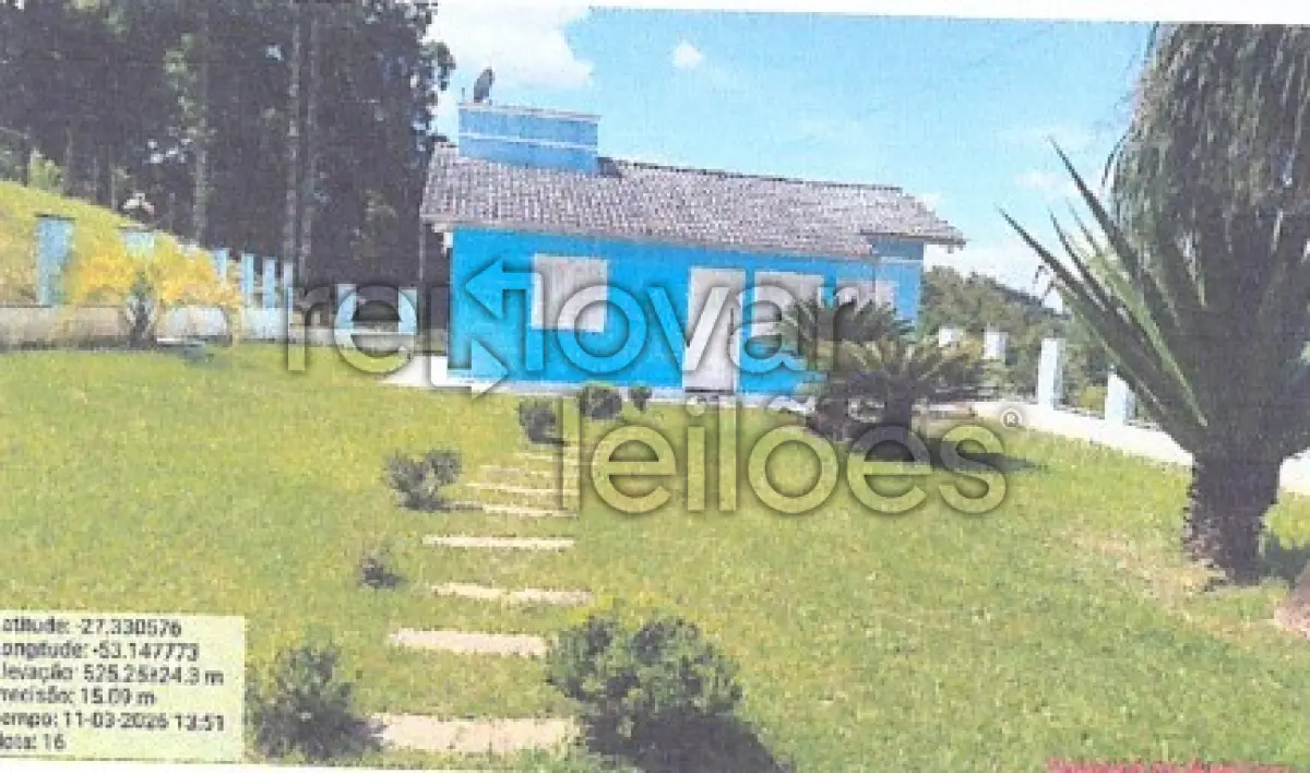 LOTE 001 - CASA C/ 56,00 M² + CASA C/ 80,00 M² + CASA C/ 60,00 M² - PLANALTO / RS