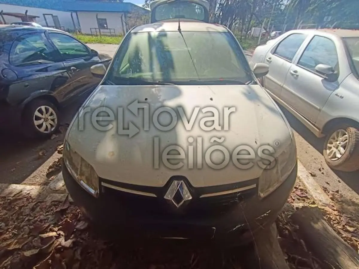 LOTE 012 - RENAULT SANDERO - ANO 2016/2016 - SICREDI SEMENTES DO SUL - DEPOSITADO EM BETIM/MG