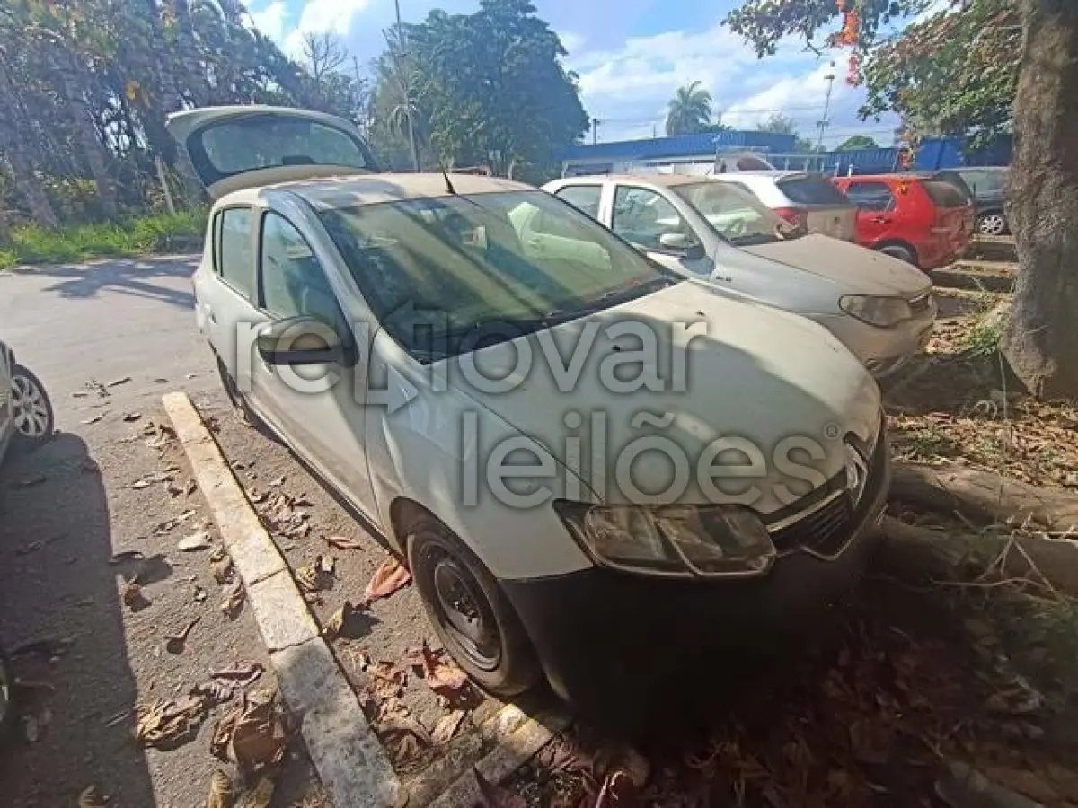 LOTE 012 - RENAULT SANDERO - ANO 2016/2016 - SICREDI SEMENTES DO SUL - DEPOSITADO EM BETIM/MG