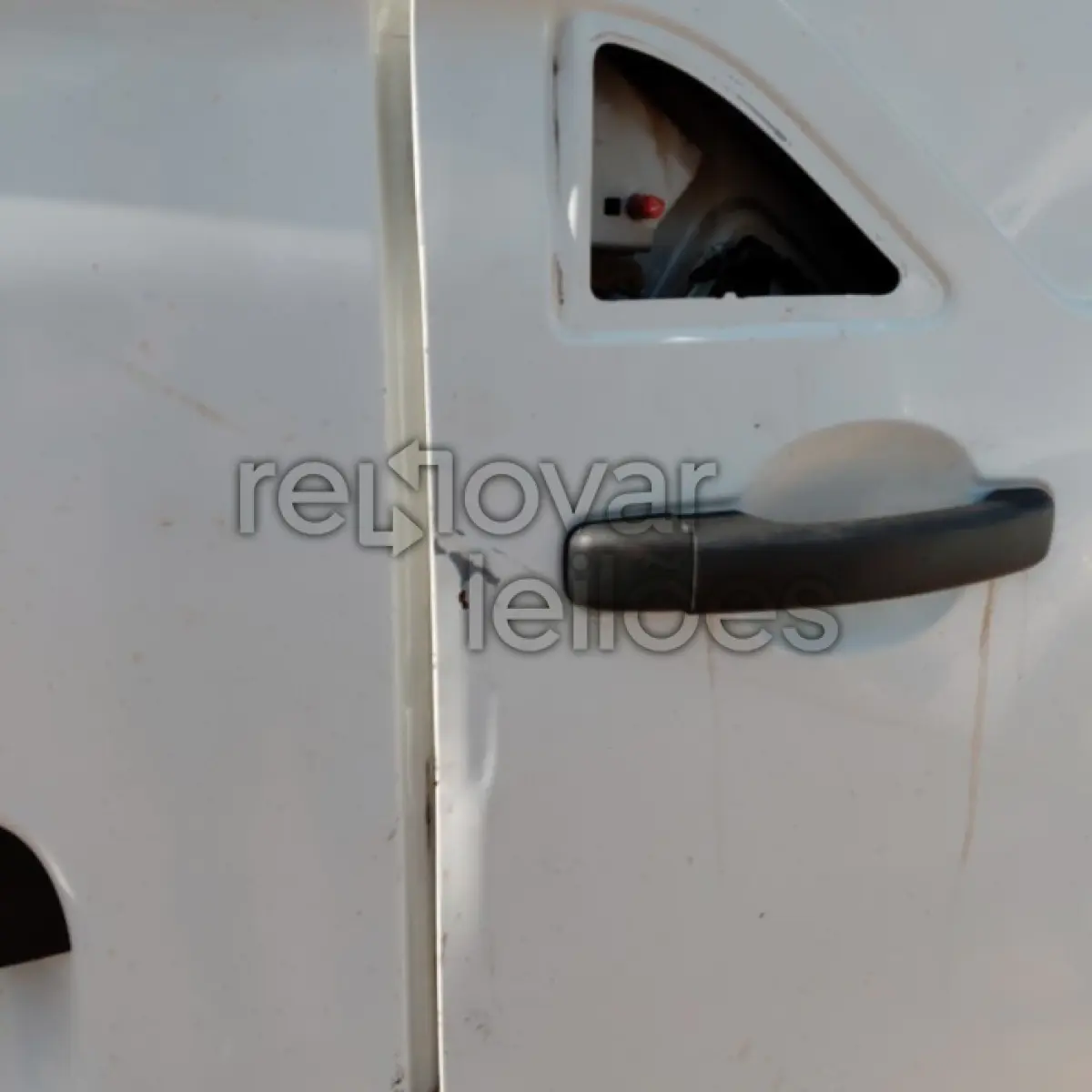 LOTE 069 - RENAULT MASTER - ANO 2015/2016 - COMPLETO - SICREDI RAIZES - DEPOSITADO EM SANTO ANGELO/RS
