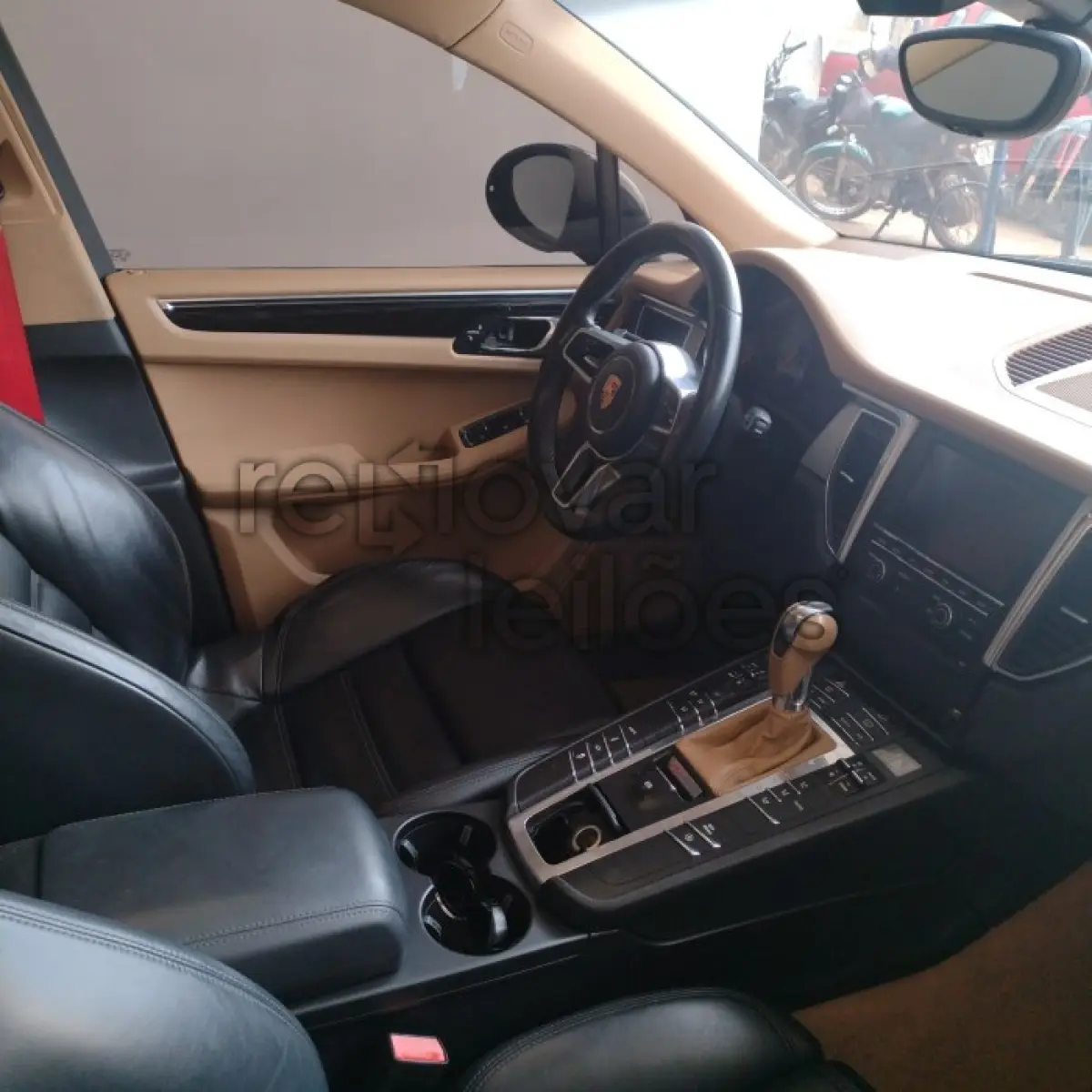 LOTE 024 - I PORSCHE - ANO 2014/2015 - COMPLETO - SICREDI PIONEIRA - DEPOSITADO EM SANTO ANGELO/RS