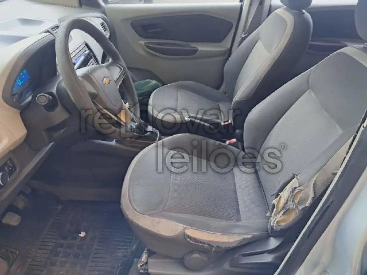 LOTE 011 - CHEVROLET SPIN - ANO 2012/2013 - COMPLETO - SICREDI SEMENTES DO SUL  - DEPOSITADO EM BETIM/MG