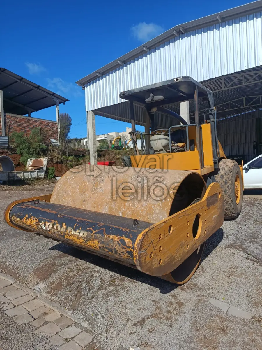 Foto de ROLO COMPACTADOR MAXLOADER 212