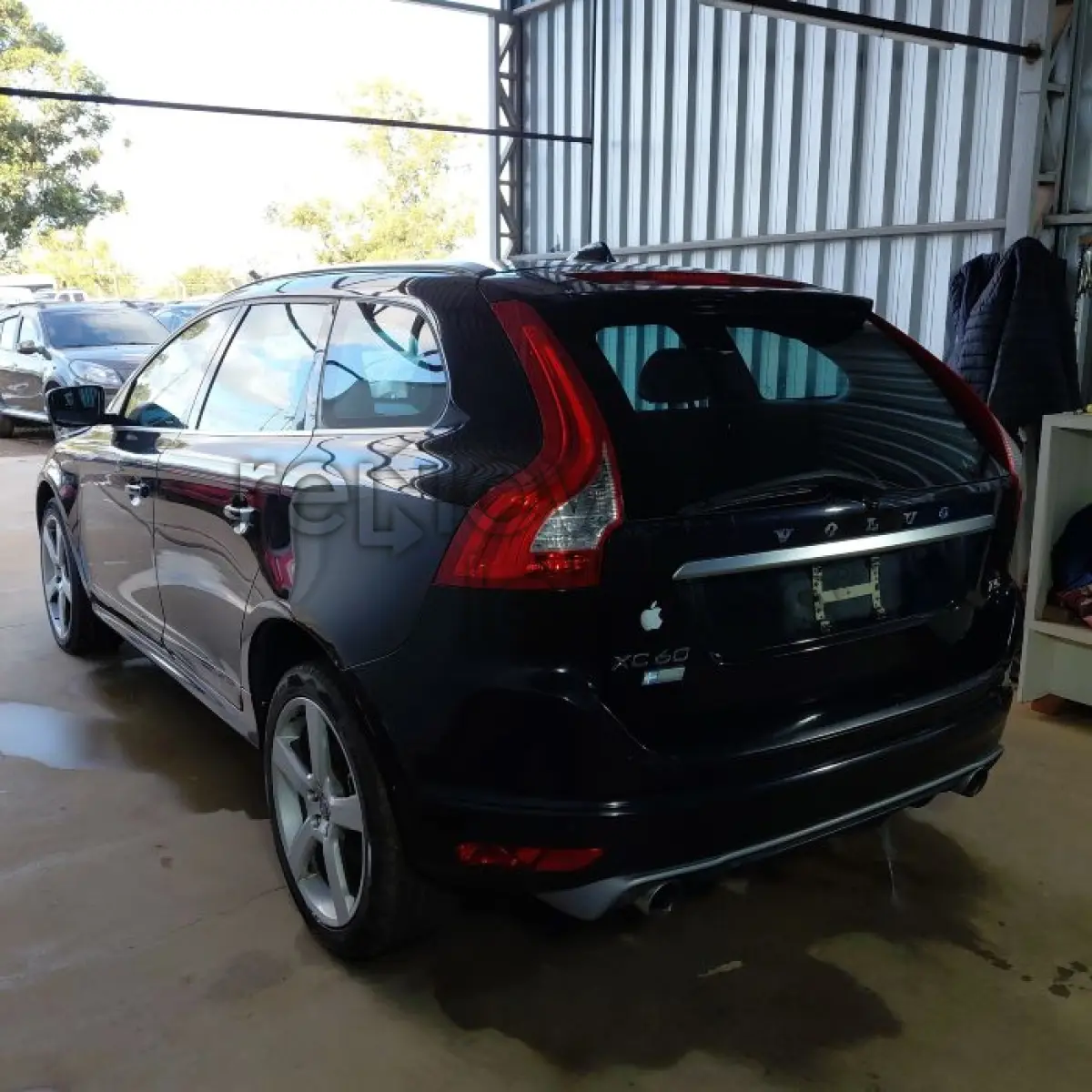 LOTE 032 - VOLVO XC60 - ANO 2014/2015 - COMPLETO - SICREDI ALIANÇA - DEPOSITADO EM SANTO ANGELO/RS