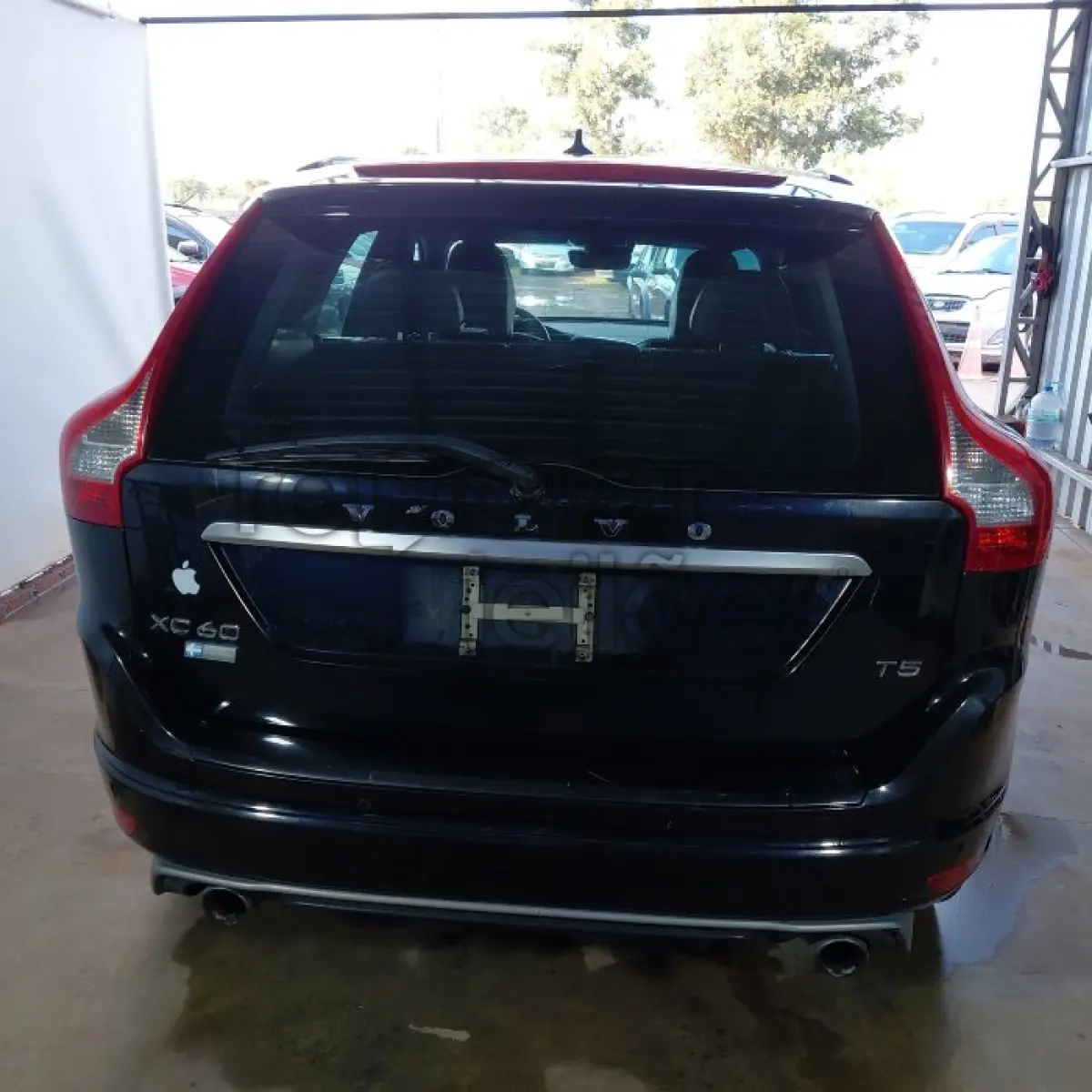 LOTE 032 - VOLVO XC60 - ANO 2014/2015 - COMPLETO - SICREDI ALIANÇA - DEPOSITADO EM SANTO ANGELO/RS