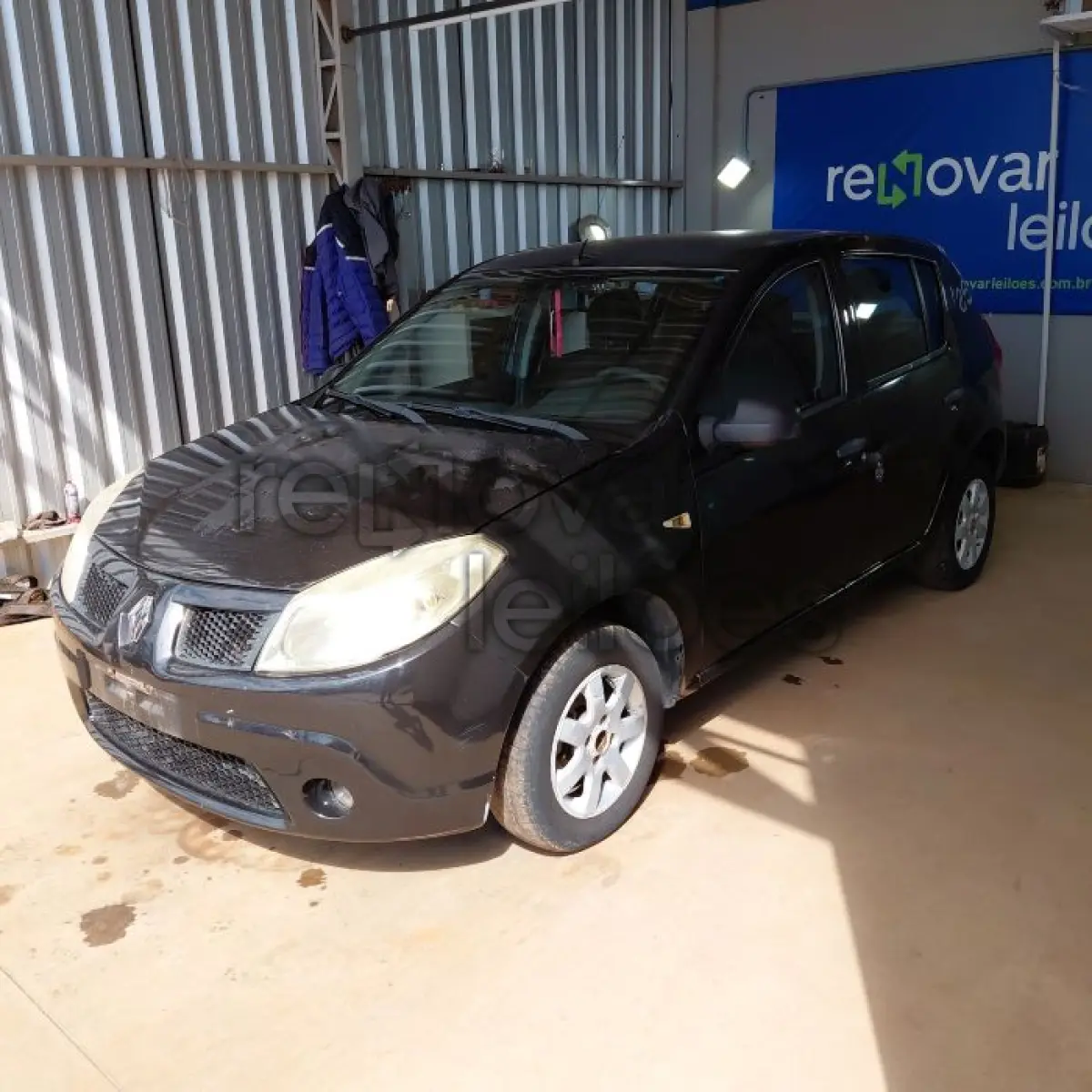 LOTE 015 - RENAULT SANDERO AUTHENTIQUE 1.0 - ANO 2009/2010 - SICREDI ALTOS DA SERRA - DEPOSITADO EM SANTO ÂNGELO/RS