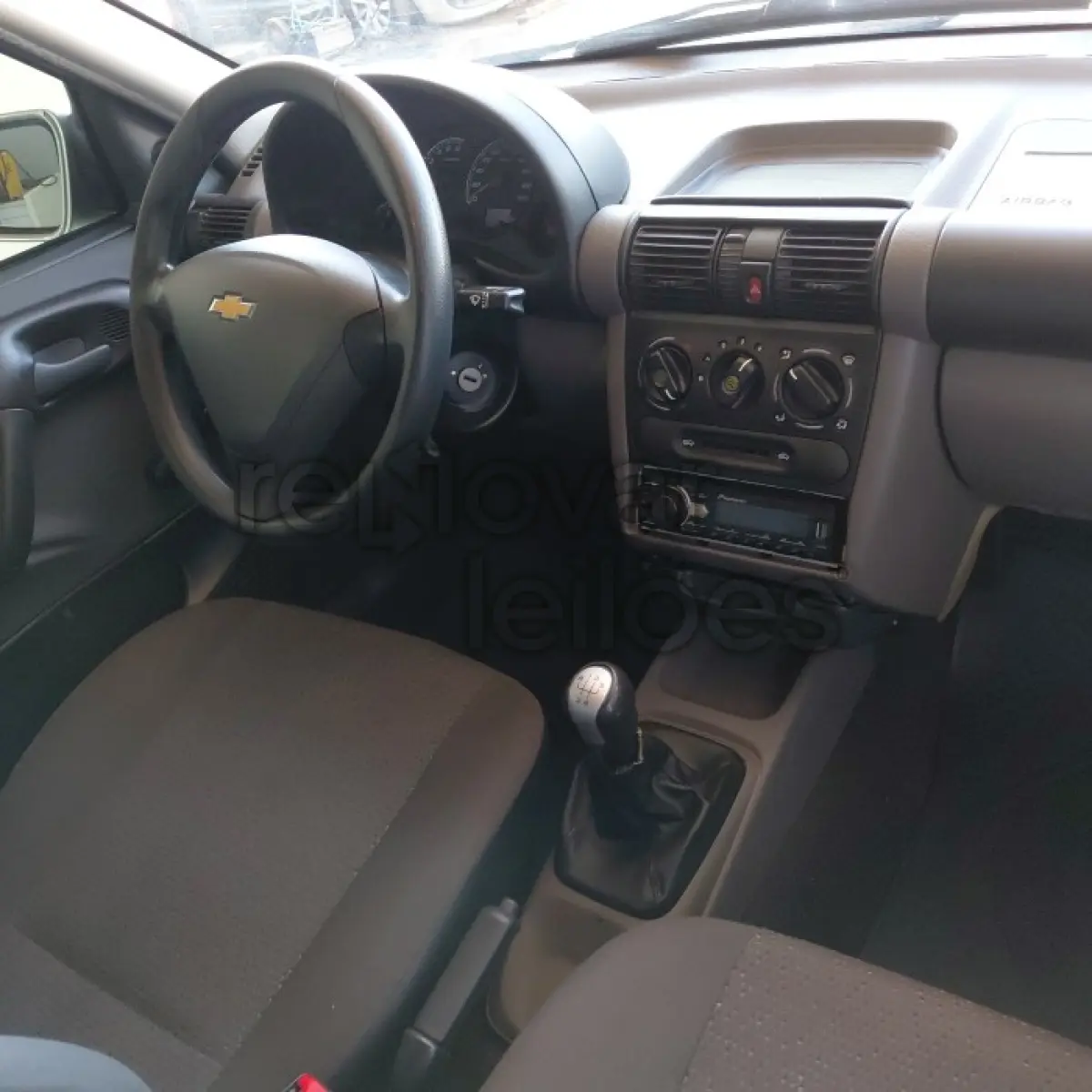 LOTE 027 - CHEVROLET CLASSIC LS - ANO 2015/2016 - SICREDI UNIÃO - DEPOSITADO EM SANTO ÂNGELO/RS