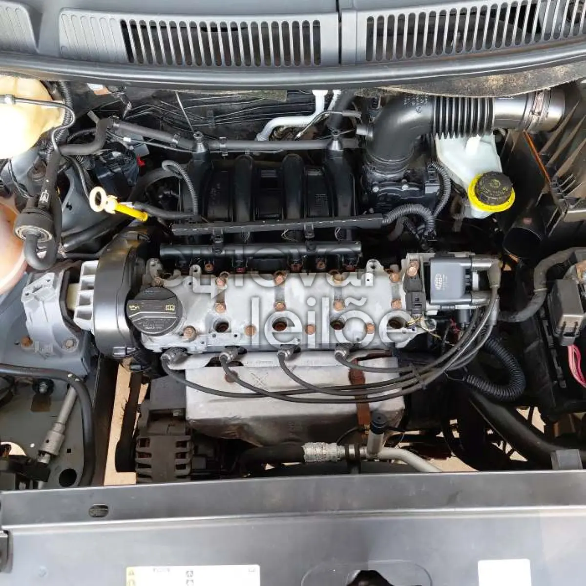 LOTE 014 - VW NOVO FOX COMFOTLINE 1.6 - ANO 2015/2016 - COMPLETO - SICREDI ALTOS DA SERRA - DEPOSITADO EM SANTO ÂNGELO/RS