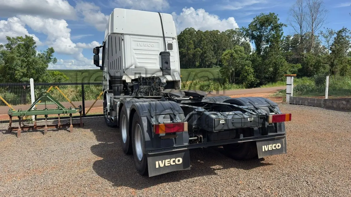 LOTE 004 - IVECO STRALIS 600S44T - ANO 2016/2017 - CRESOL COOPERAR - DEPOSITADO EM HUMAITA/RS