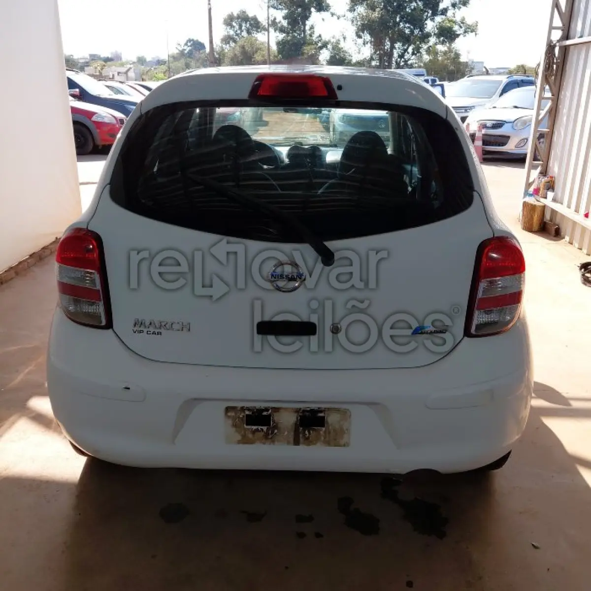 LOTE 017 - NISSAN MARCH - ANO 2012/2013 - SICREDI ALTOS DA SERRA - DEPOSITADO EM SANTO ÂNGELO/RS