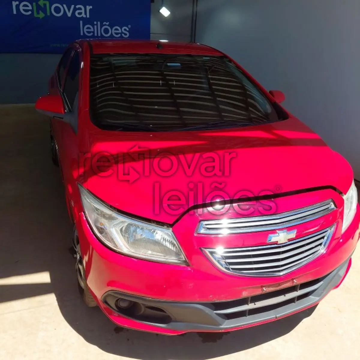 LOTE 012 - CHEVROLET ONIX LT - ANO 2014/2014 - COMPLETO - SICREDI UNIÃO - DEPOSITADO EM SANTO ÂNGELO/RS
