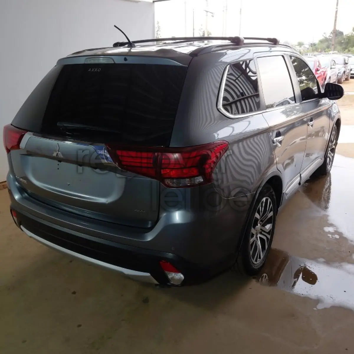 LOTE 022 - MITSUBISHI OUTLANDER 3.0 GT - ANO 2015/2016 - COMPLETO - SICREDI BOTUCARAÍ - DEPOSITADO EM SANTO ÂNGELO/RS
