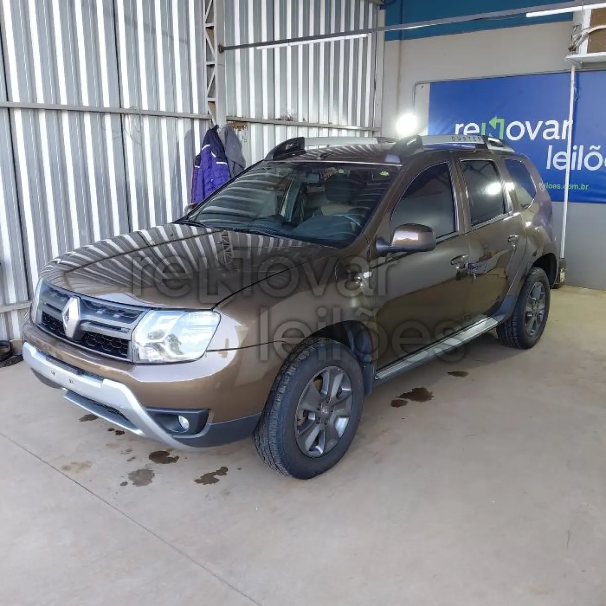 LOTE 024 - RENAULT DUSTER - ANO 2015/216 - COMPLETO - SICREDI CONFIANÇA - DEPOSITADO EM SANTO ÂNGELO/RS