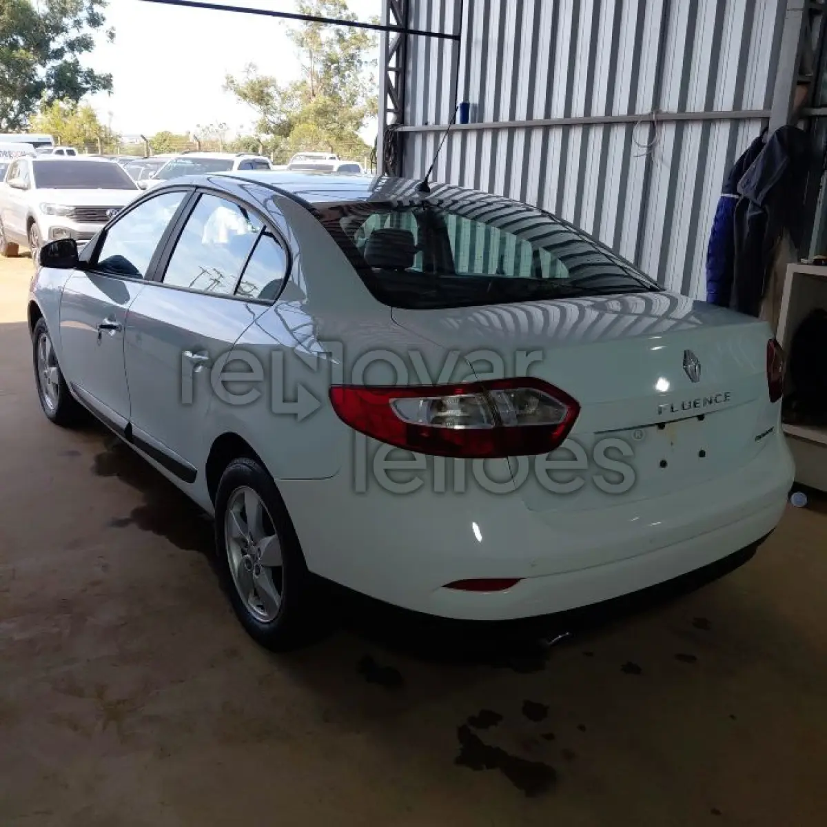 LOTE 025 - RENAULT FLUENCE EXP 16 - ANO 2013/2014 - COMPLETO - SICREDI CONFIANÇA - DEPOSITADO EM SANTO ÂNGELO/RS