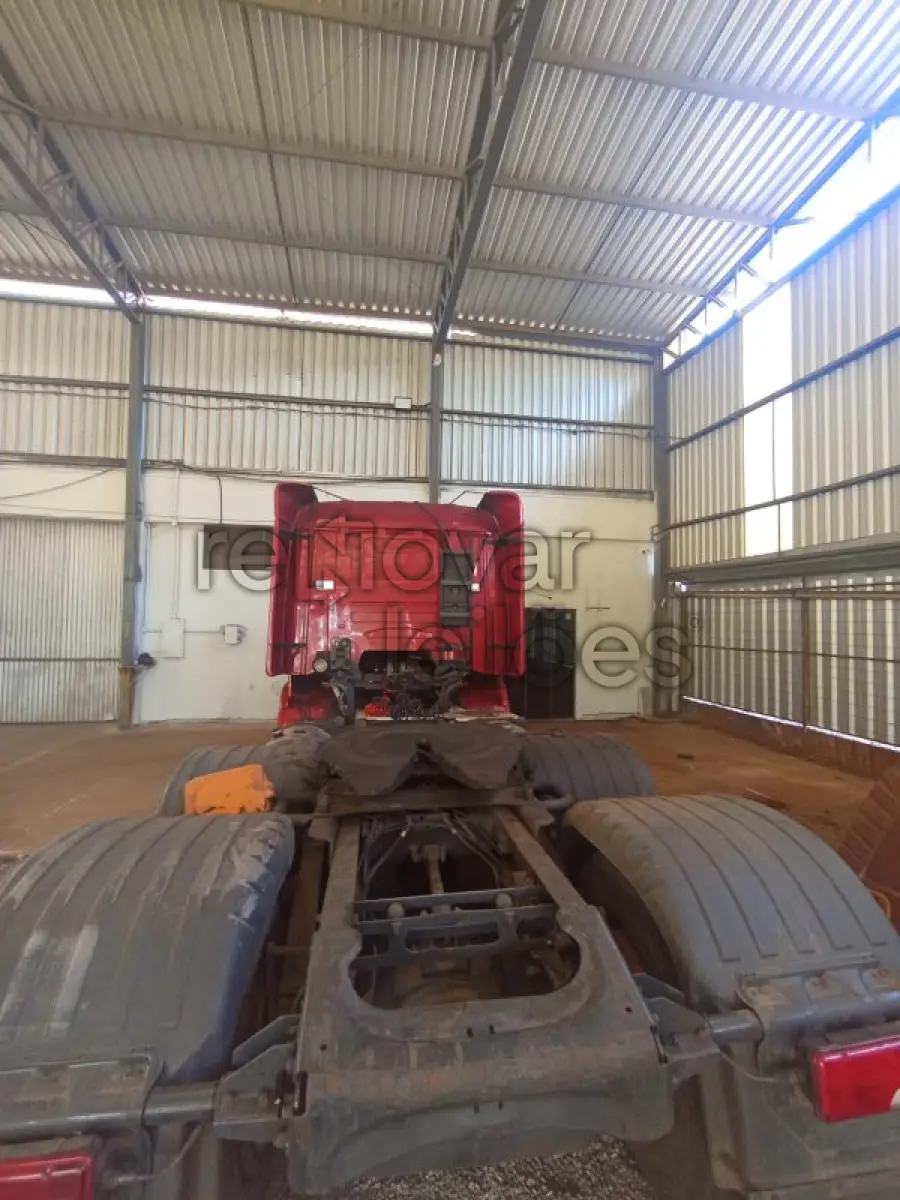 LOTE 001 - SCANIA/R560 A 6X4 - 2014/2014 - CRESOL CONEXÃO - DEPOSITADO EM MEDIANEIRA/PR