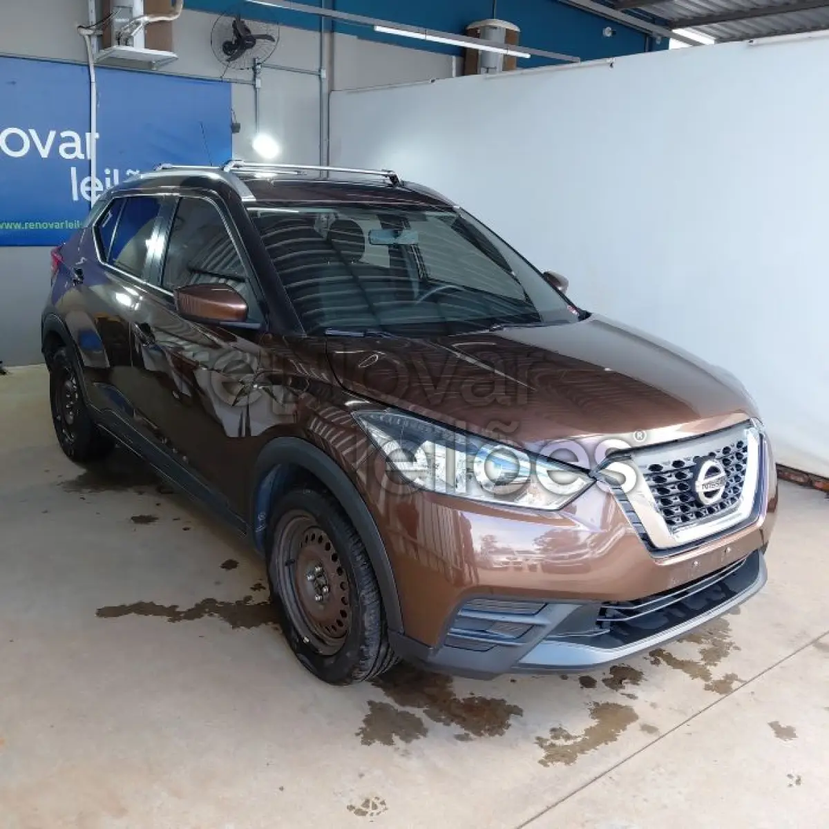 LOTE 004 - NISSAN KICKS S MT - ANO 2019/2020 - COMPLETO - VIA CERTA - DEPOSITADO EM SANTO ÂNGELO/RS