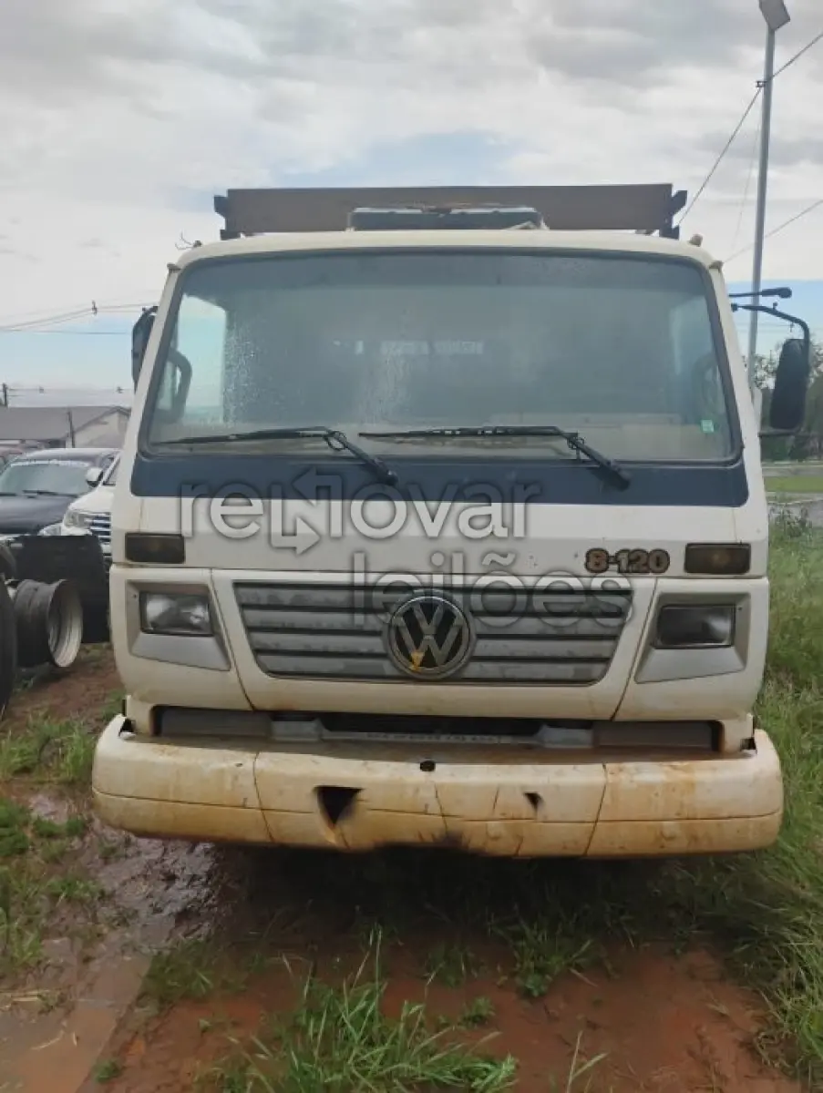 LOTE 019 - VW 8.120 - ANO 2004/2004 - VIA CERTA - DEPOSITADO EM SANTO ÂNGELO/RS