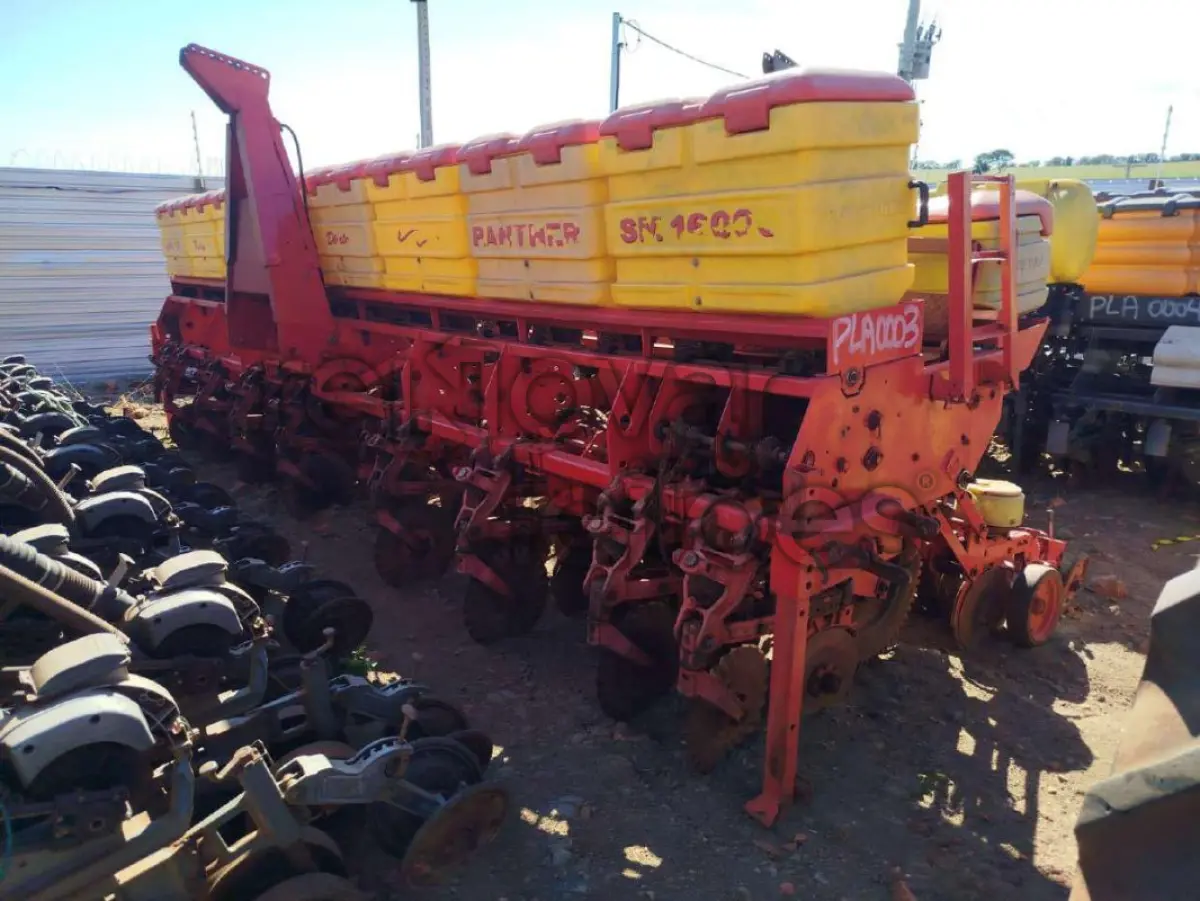 LOTE 007 - PLANTADEIRA/VENCE TUDO PANTHER SM 16000 - SICREDI CAMPO GRANDE - DEPOSITADO EM CAMPO GRANDE/MS