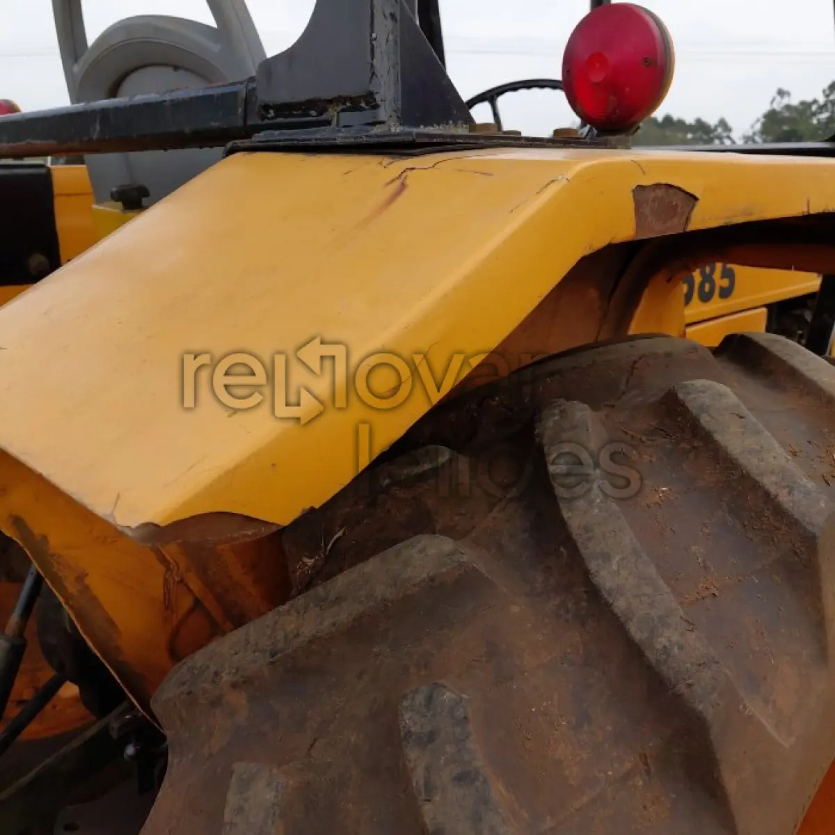 LOTE 002 - TRATOR/VALMET 685 4X4 - ANO 2009- SICREDI CAMPO GRANDE - DEPOSITADO EM SANTO ÂNGELO/RS
