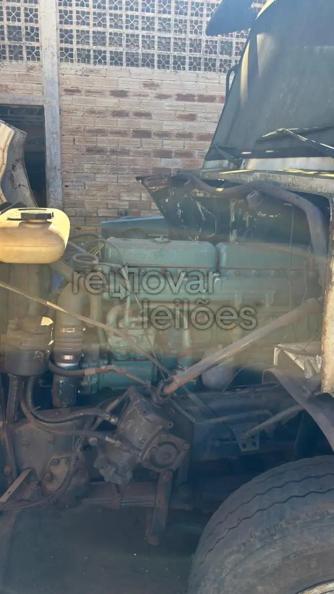 LOTE 010 - CAMINHÃO SCANIA/T112 HW 4X2