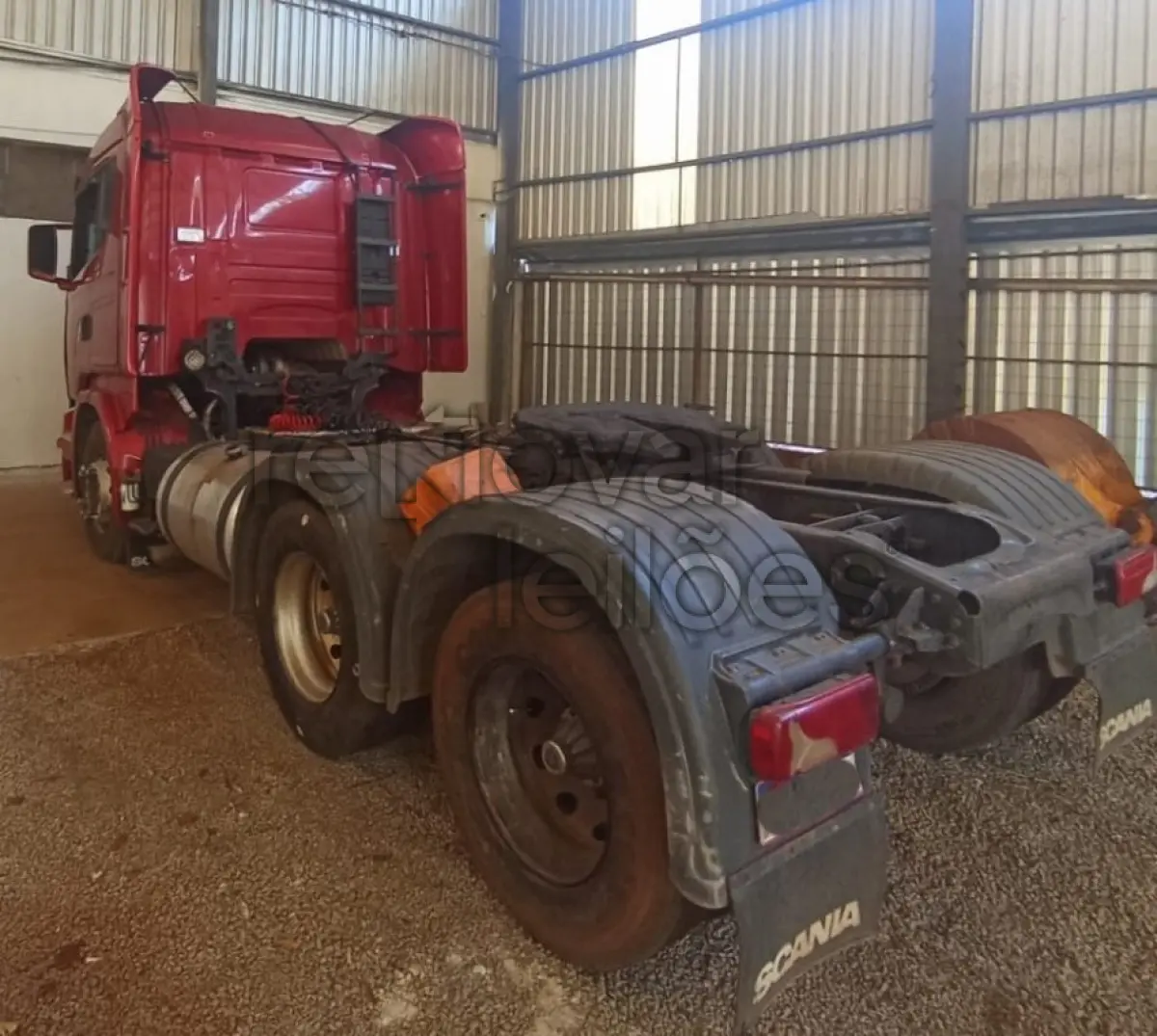 LOTE 001 - SCANIA/R560 A 6X4 - 2014/2014 - CRESOL CONEXÃO - DEPOSITADO EM MEDIANEIRA/PR