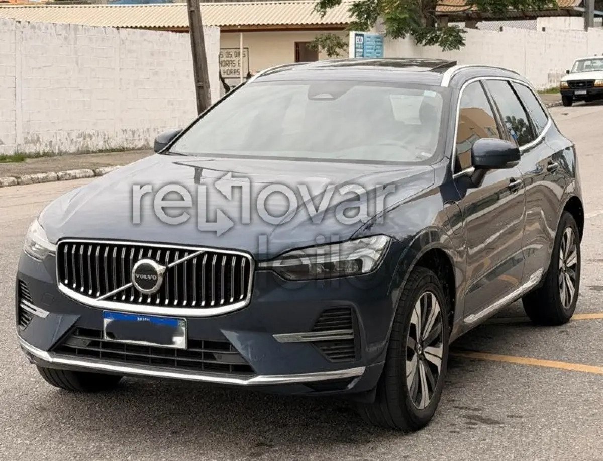 LOTE 013 - VOLVO/XC60 T8 PLUS - ANO 2022/2023 - COMPLETO - DEPOSITADO EM FLORIANÓPOLIS/SC