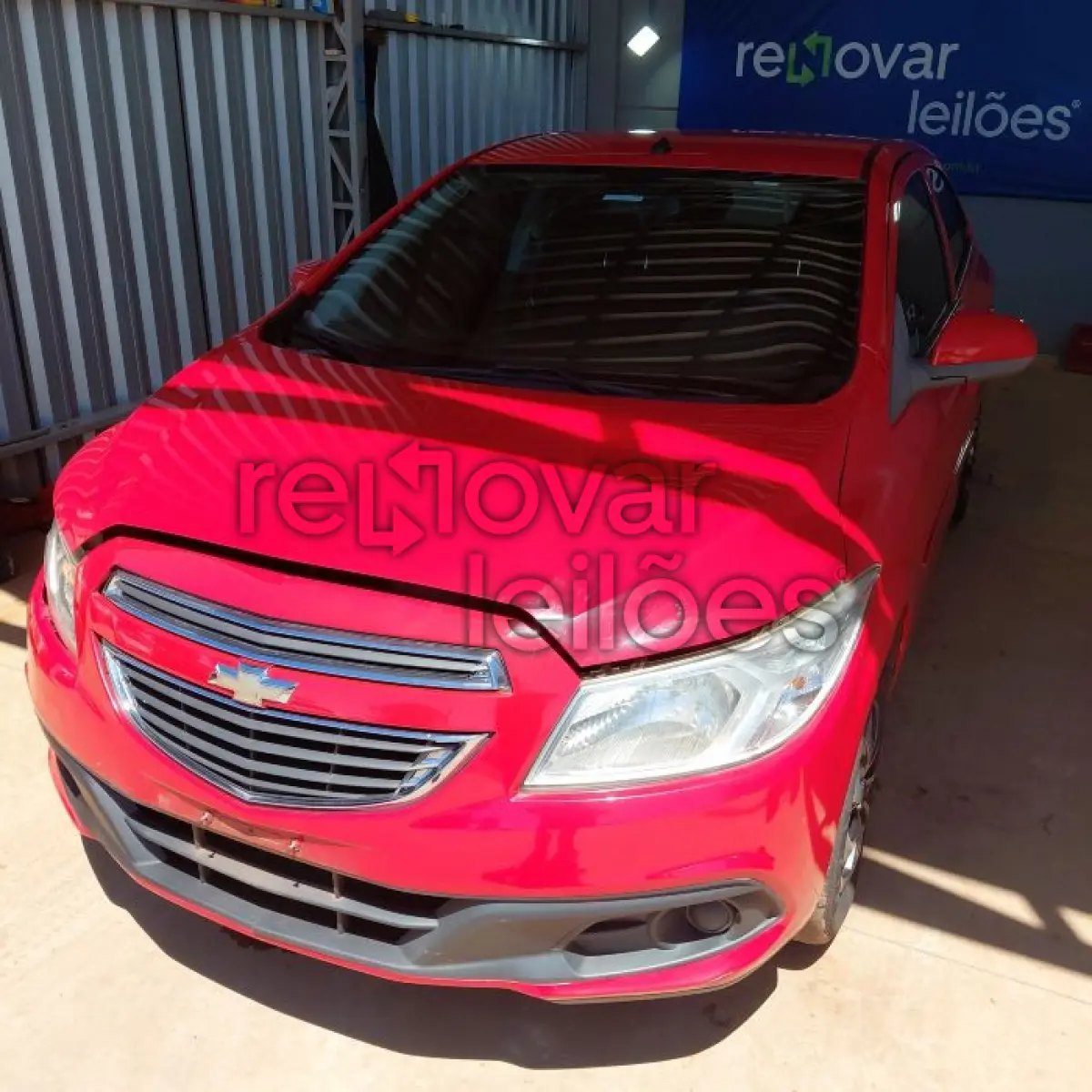 LOTE 012 - CHEVROLET ONIX LT - ANO 2014/2014 - COMPLETO - SICREDI UNIÃO - DEPOSITADO EM SANTO ÂNGELO/RS
