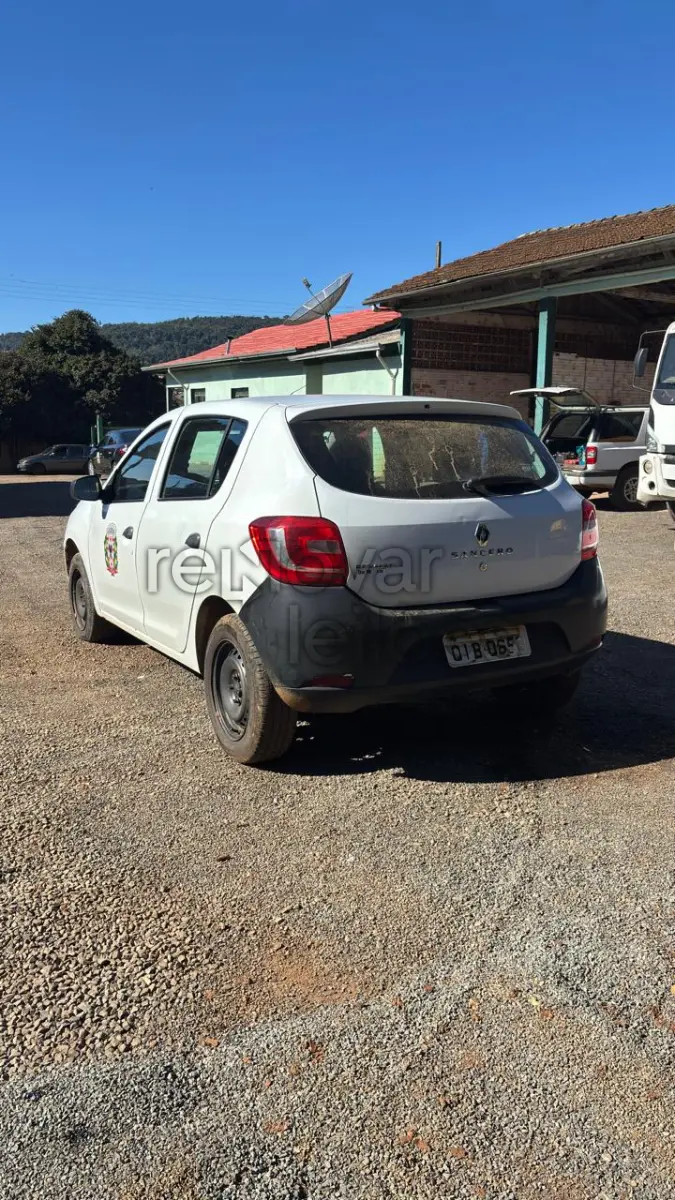 LOTE 008 - RENAULT/SANDERO 1.0