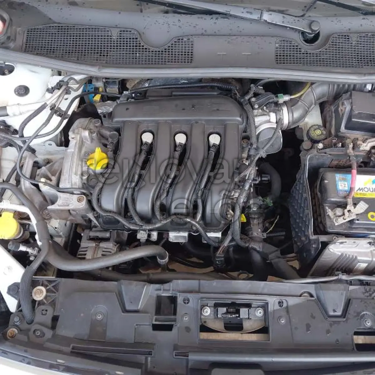 LOTE 025 - RENAULT FLUENCE EXP 16 - ANO 2013/2014 - COMPLETO - SICREDI CONFIANÇA - DEPOSITADO EM SANTO ÂNGELO/RS