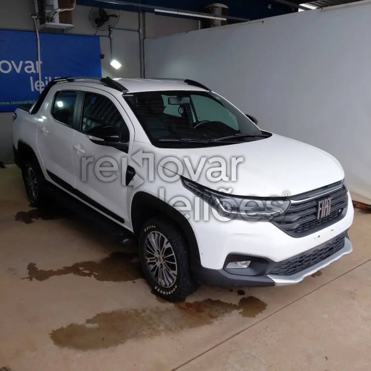 LOTE 002 - FIAT STRADA RANCH AT - ANO 2022/2022 - COMPLETO - SICREDI CONFIANÇA - DEPOSITADO EM SANTO ÂNGELO/RS