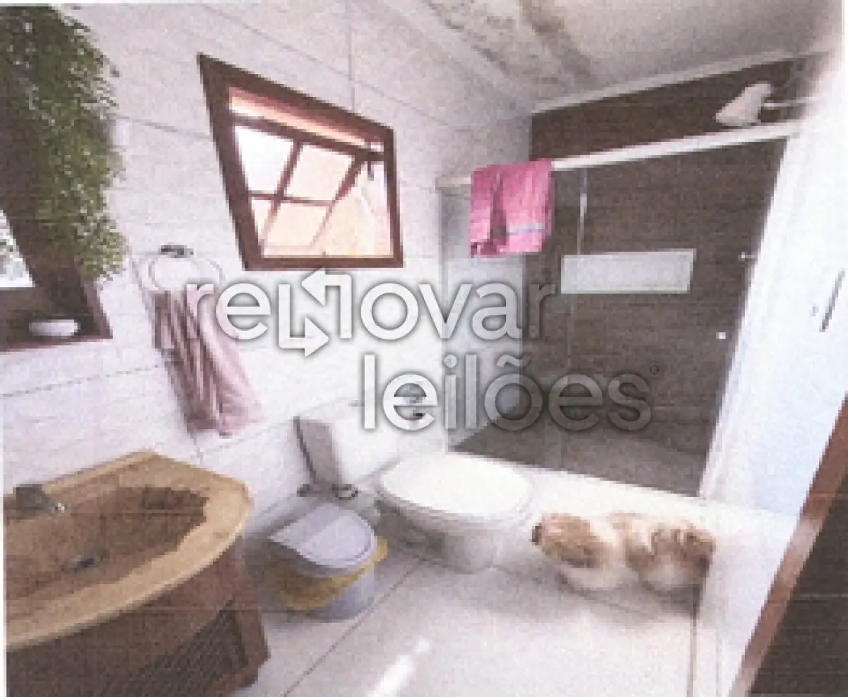 LOTE 003 - CASA C/ 269,91 M² - SANTA ROSA / RS
