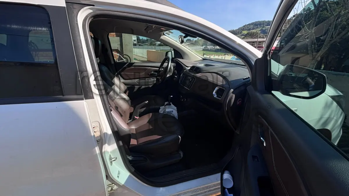 LOTE 014 - CHEV/SPIN 18L PREMIER