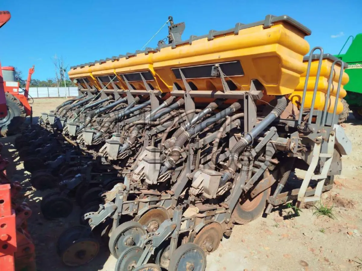 LOTE 006 - PLANTADEIRA/VALTRA BP1709 - ANO 2020 - SICREDI CAMPO GRANDE - DEPOSITADO EM CAMPO GRANDE/MS